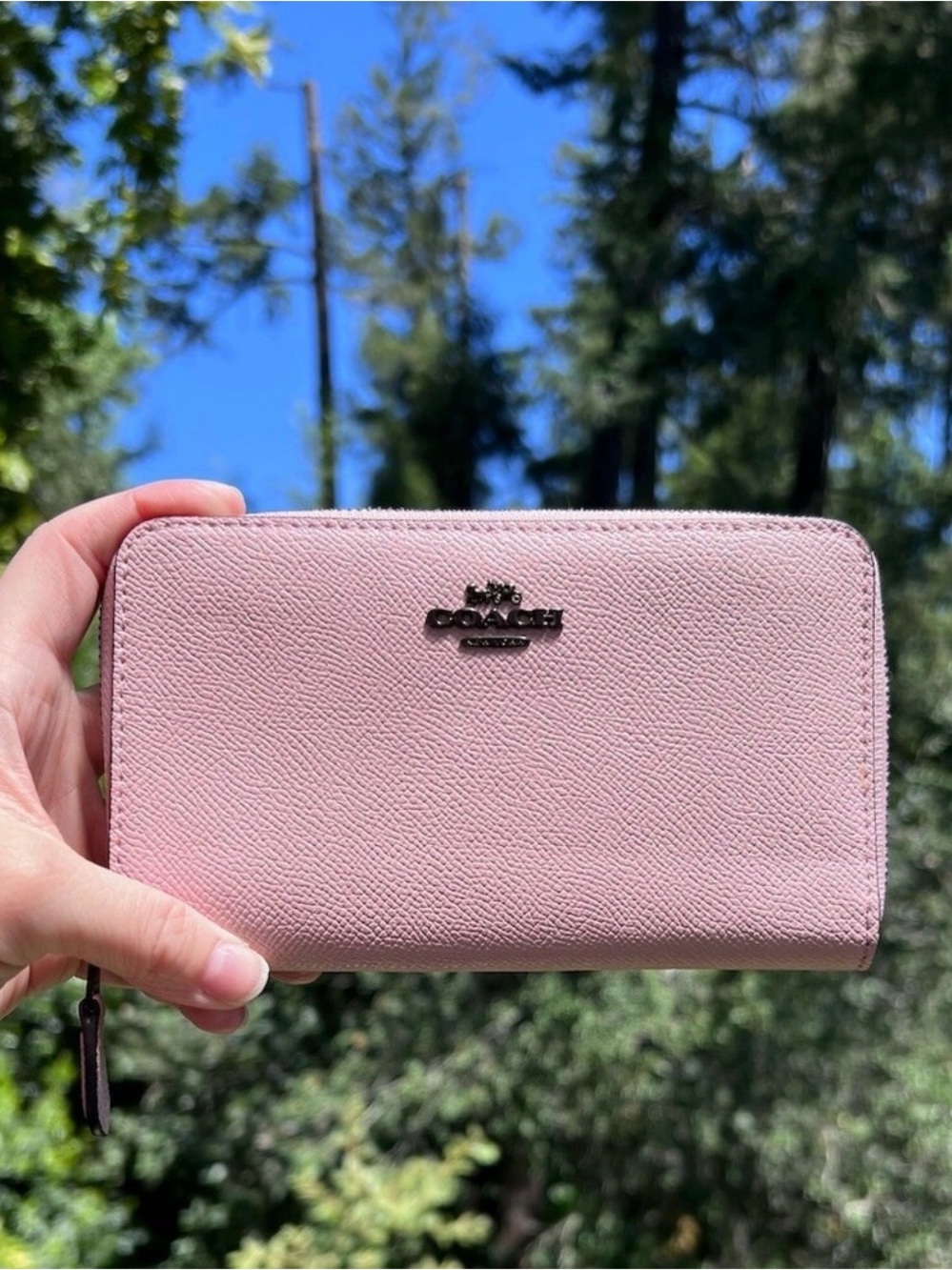 COACH Medium Pink Crossgrain Zip-Around Wallet with Gunmetal Hardware AUTHENTIC